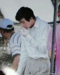 被火烧伤明星,揭秘被火烧伤明星的康复之路